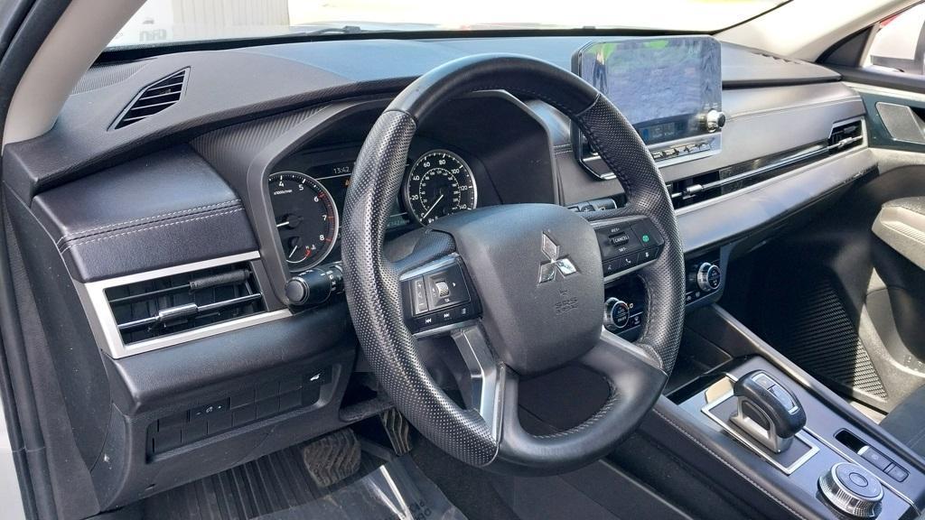 used 2023 Mitsubishi Outlander car, priced at $24,399