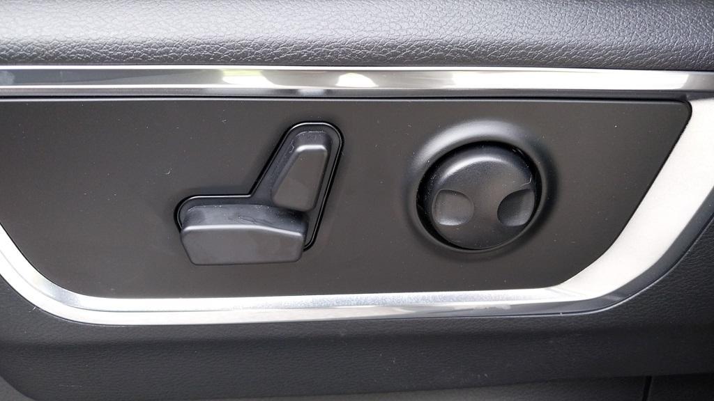 new 2025 Ram 1500 car, priced at $62,219