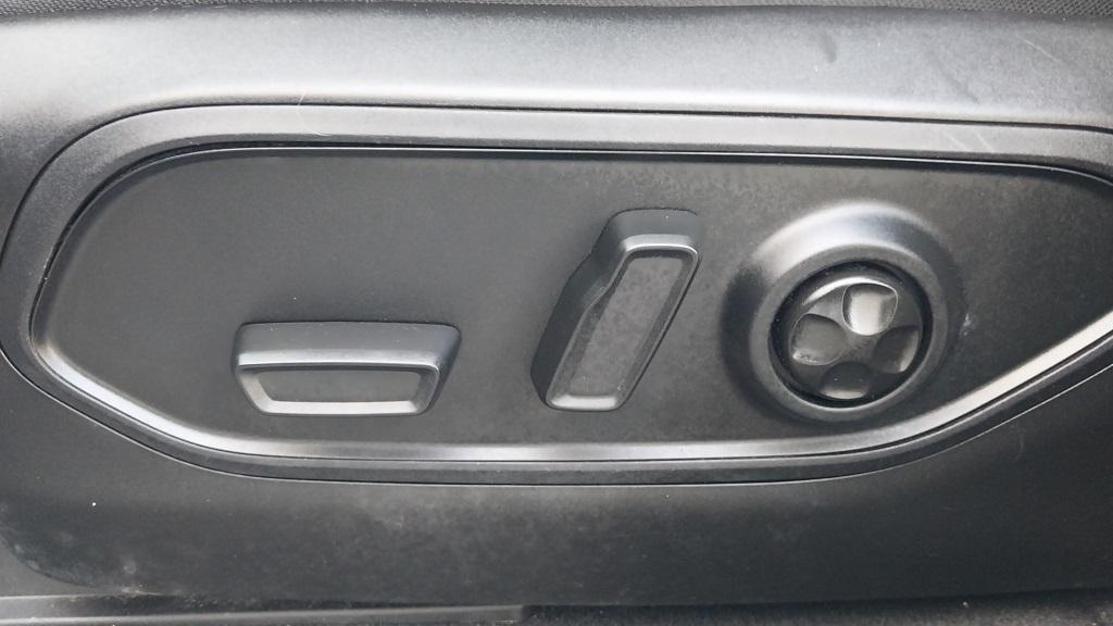 used 2023 Jeep Grand Cherokee L car, priced at $31,495