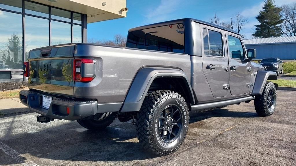 new 2025 Jeep Gladiator car, priced at $46,975