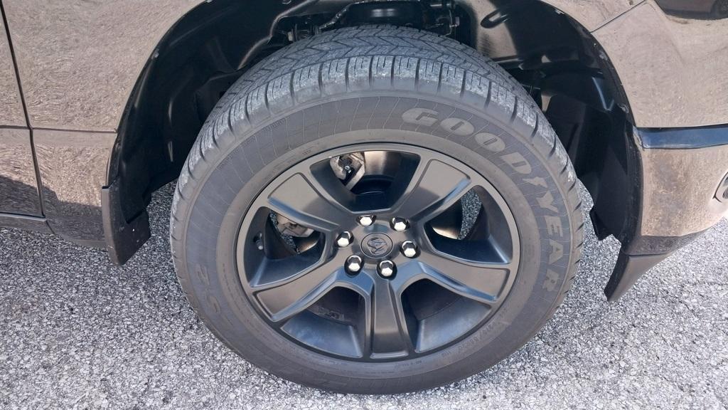 used 2022 Ram 1500 car, priced at $34,334