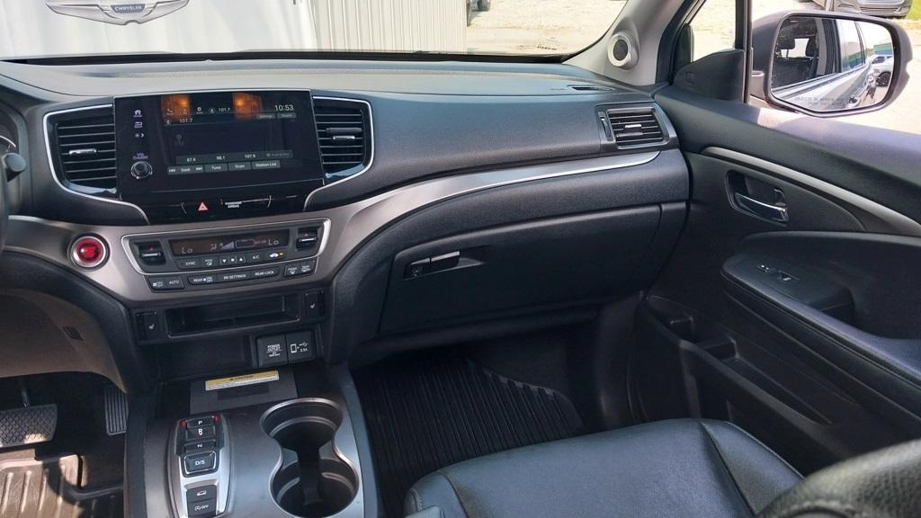 used 2022 Honda Pilot car, priced at $30,922