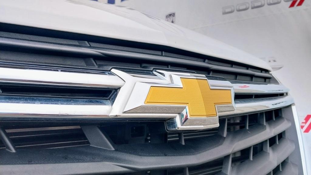 used 2024 Chevrolet Equinox car, priced at $23,272