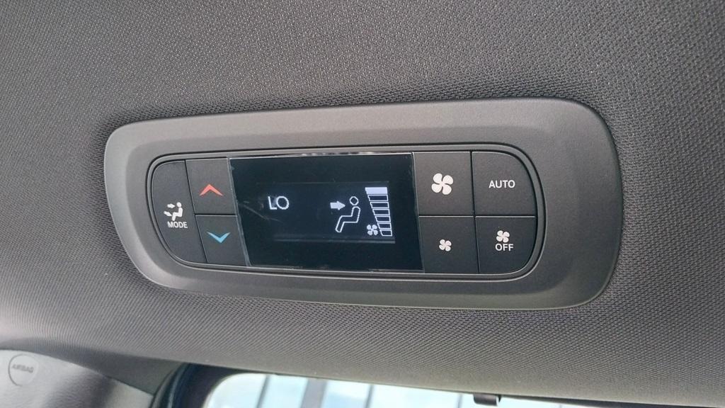 new 2025 Chrysler Pacifica car, priced at $38,518