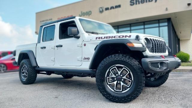 new 2024 Jeep Gladiator car, priced at $52,350