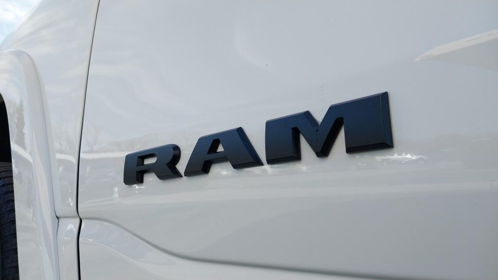 new 2025 Ram 1500 car, priced at $47,125