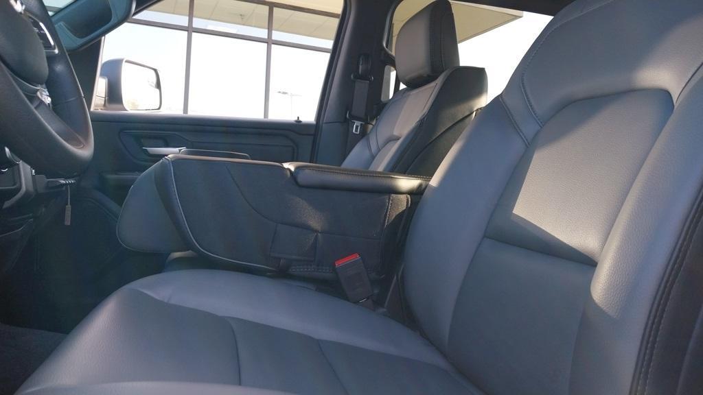 new 2025 Ram 1500 car, priced at $39,715