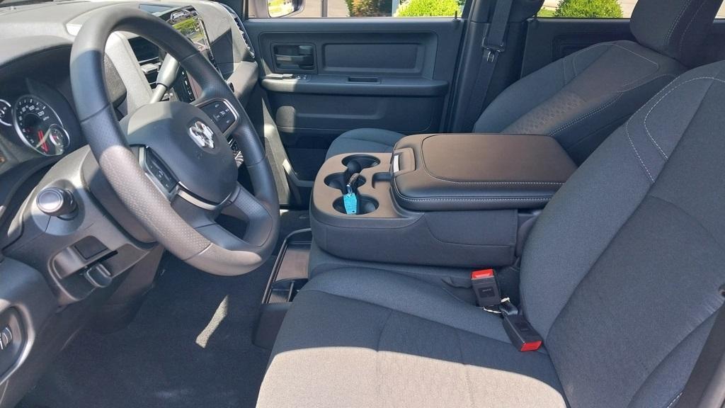 new 2025 Ram 2500 car, priced at $61,090