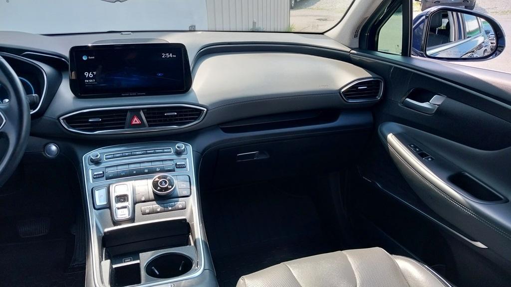 used 2022 Hyundai Santa Fe car, priced at $27,995
