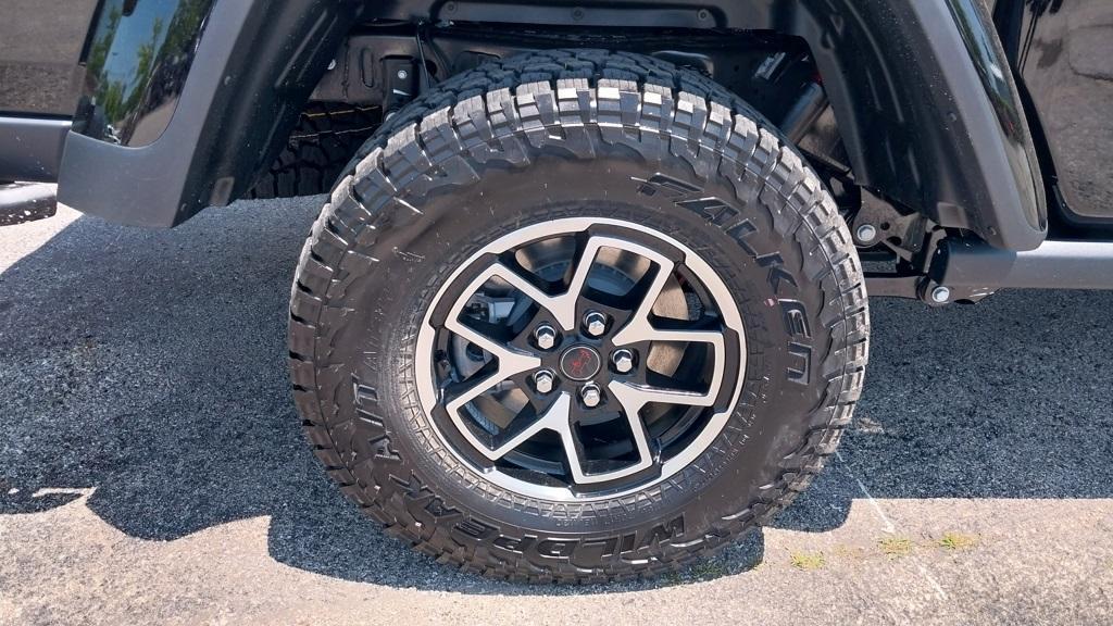 new 2025 Jeep Gladiator car