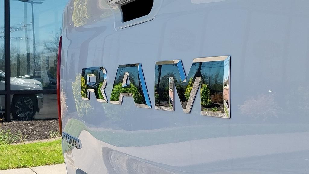 new 2025 Ram 1500 car, priced at $61,385