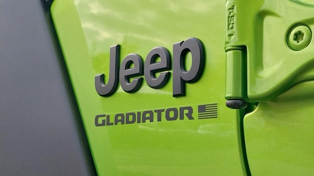 new 2025 Jeep Gladiator car, priced at $38,815