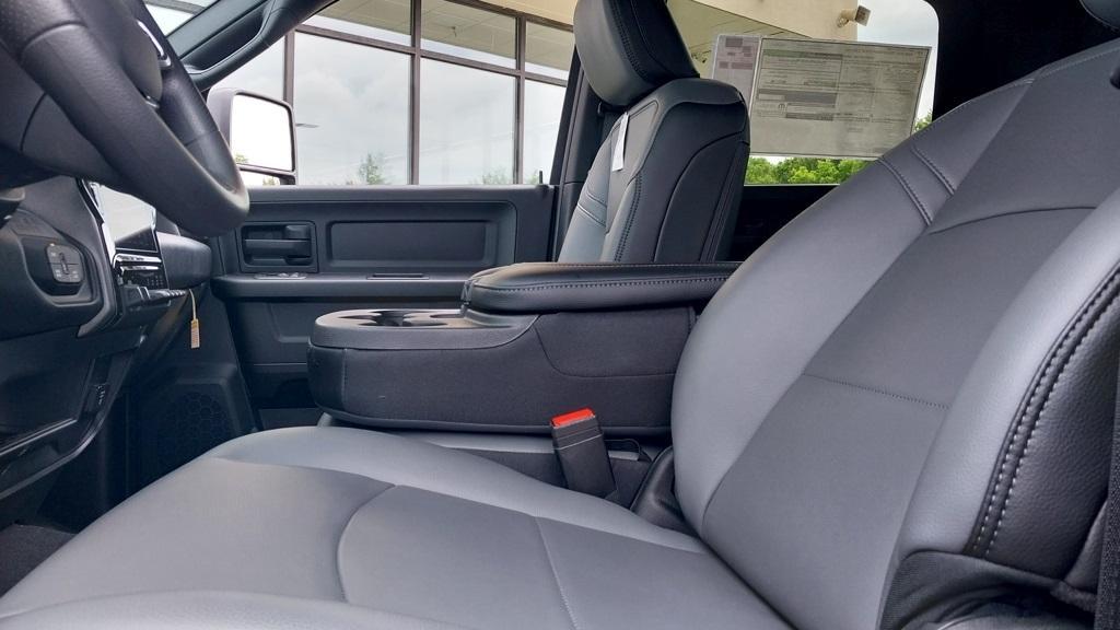 new 2025 Ram 3500 car, priced at $51,890