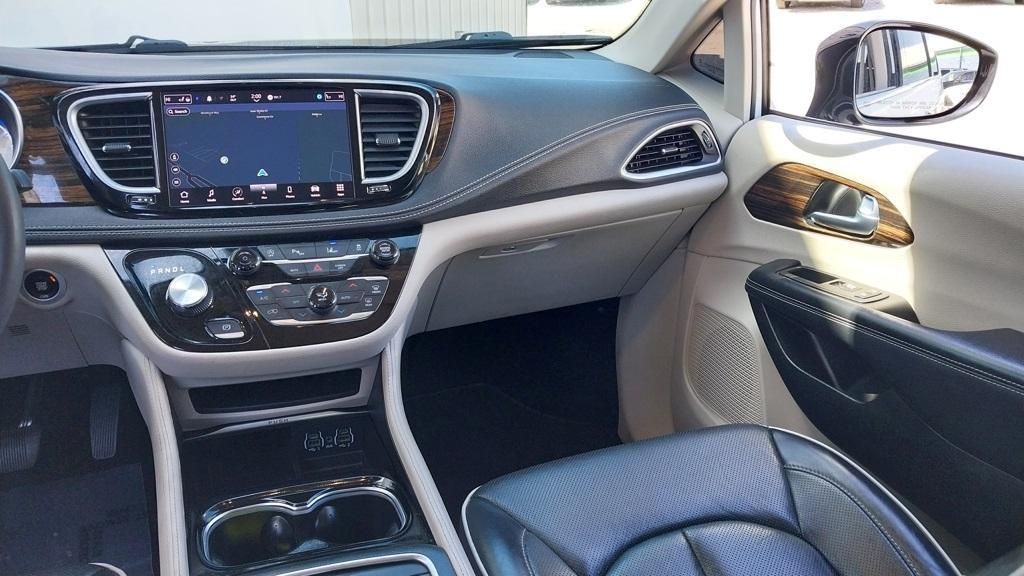 used 2023 Chrysler Pacifica car, priced at $28,387