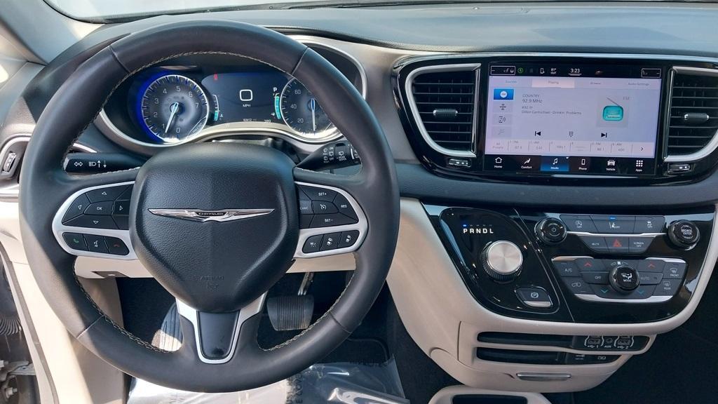used 2022 Chrysler Pacifica car, priced at $22,875