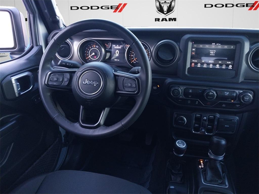 used 2023 Jeep Gladiator car, priced at $28,995