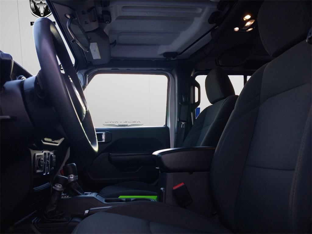 used 2023 Jeep Gladiator car, priced at $28,995