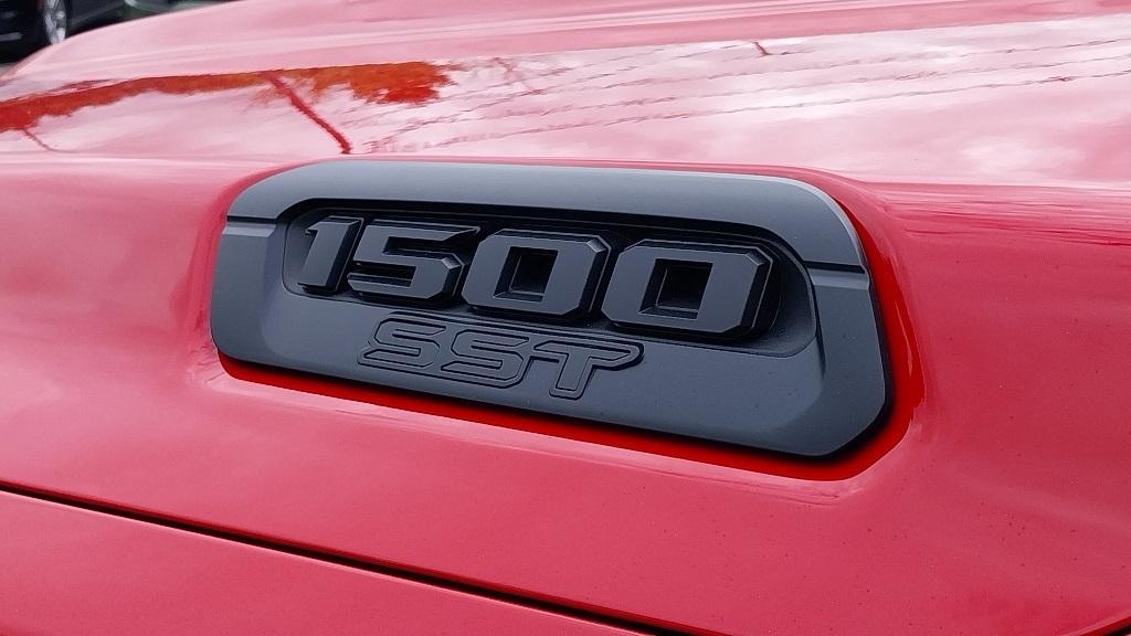 new 2025 Ram 1500 car, priced at $47,085