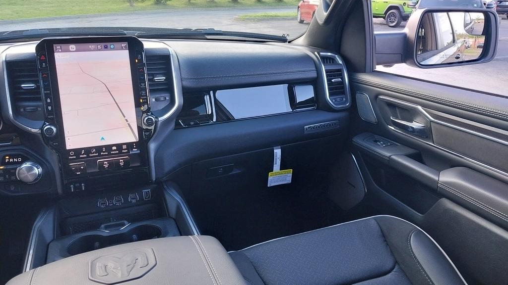 new 2025 Ram 1500 car, priced at $62,484