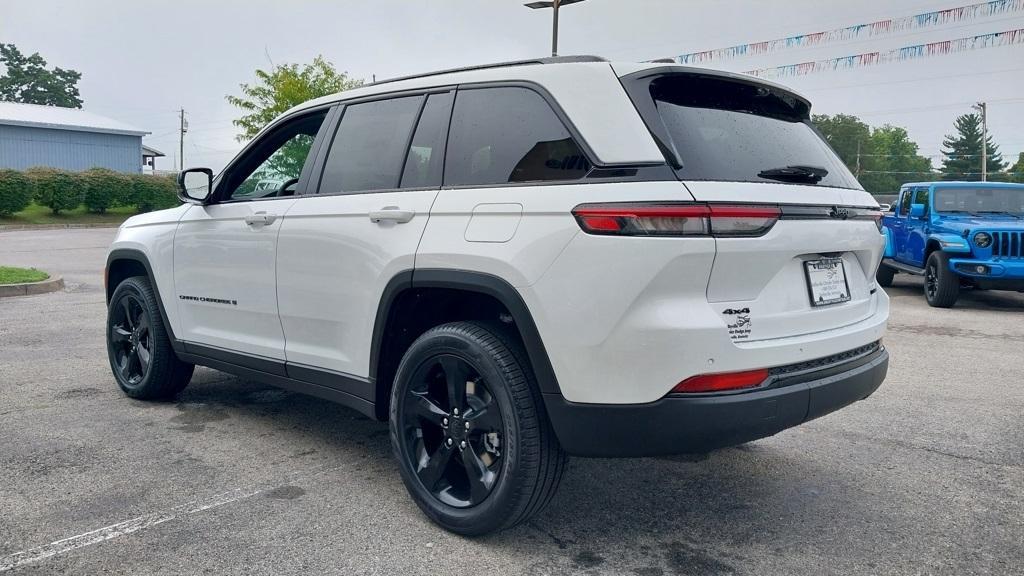 new 2025 Jeep Grand Cherokee car, priced at $44,060