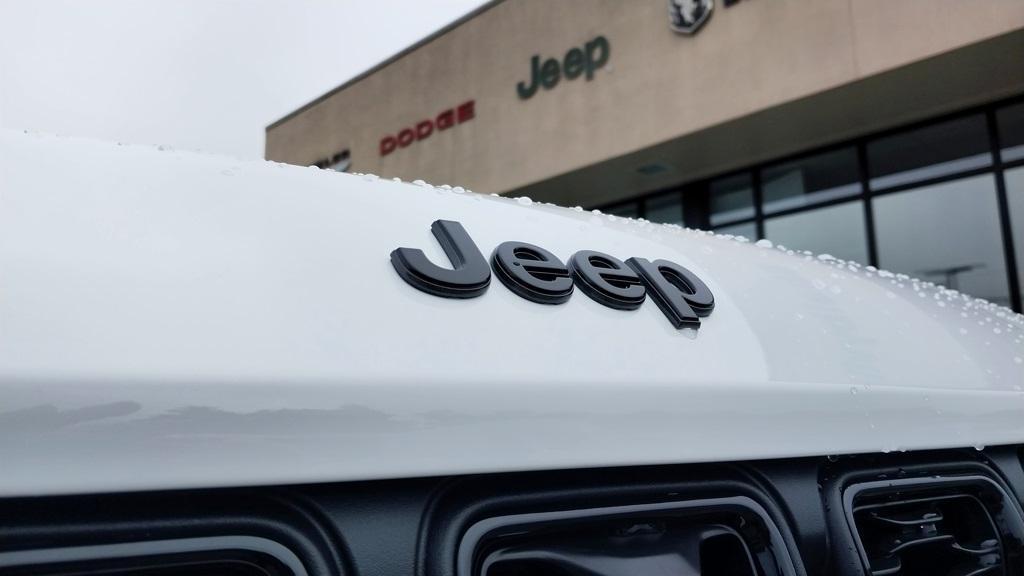 new 2025 Jeep Grand Cherokee car, priced at $44,060