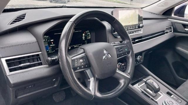 used 2022 Mitsubishi Outlander car, priced at $25,996