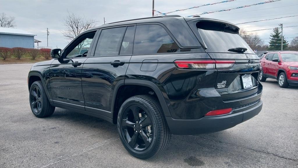 new 2025 Jeep Grand Cherokee car, priced at $48,460