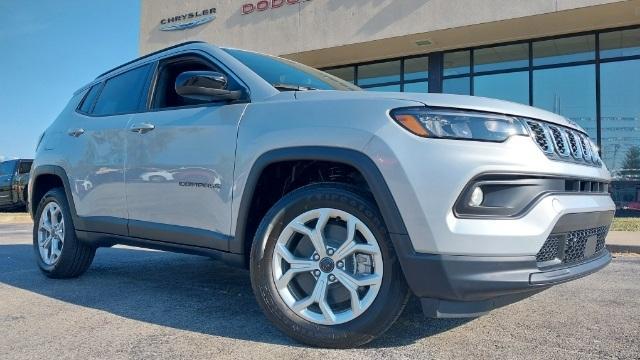 new 2025 Jeep Compass car, priced at $27,360