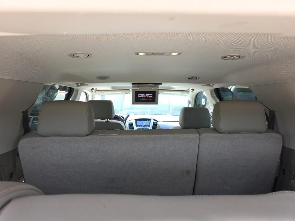 used 2017 GMC Yukon car, priced at $22,899