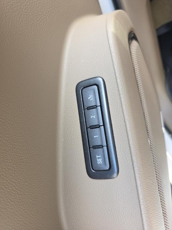 used 2017 GMC Yukon car, priced at $22,899