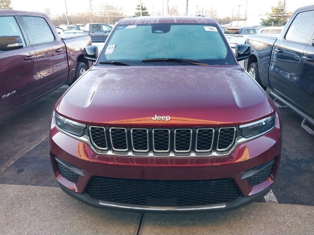 used 2023 Jeep Grand Cherokee car, priced at $31,995