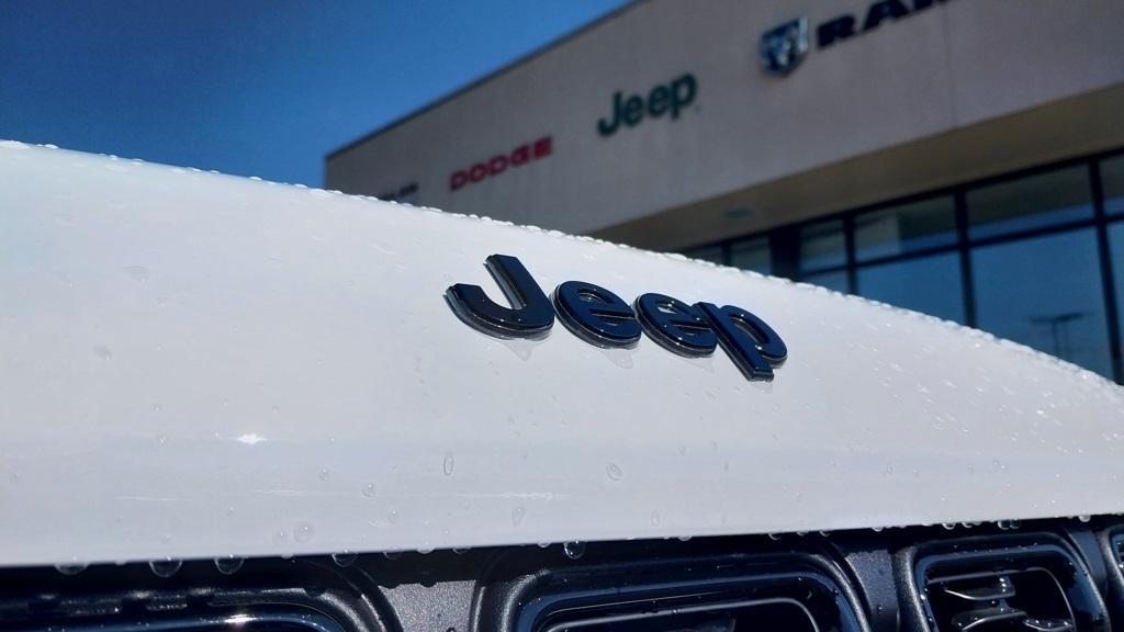 new 2025 Jeep Grand Cherokee L car, priced at $39,635
