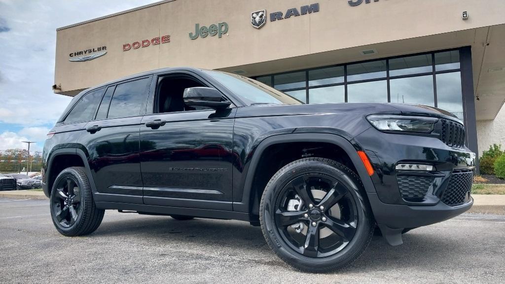 new 2025 Jeep Grand Cherokee L car, priced at $54,560