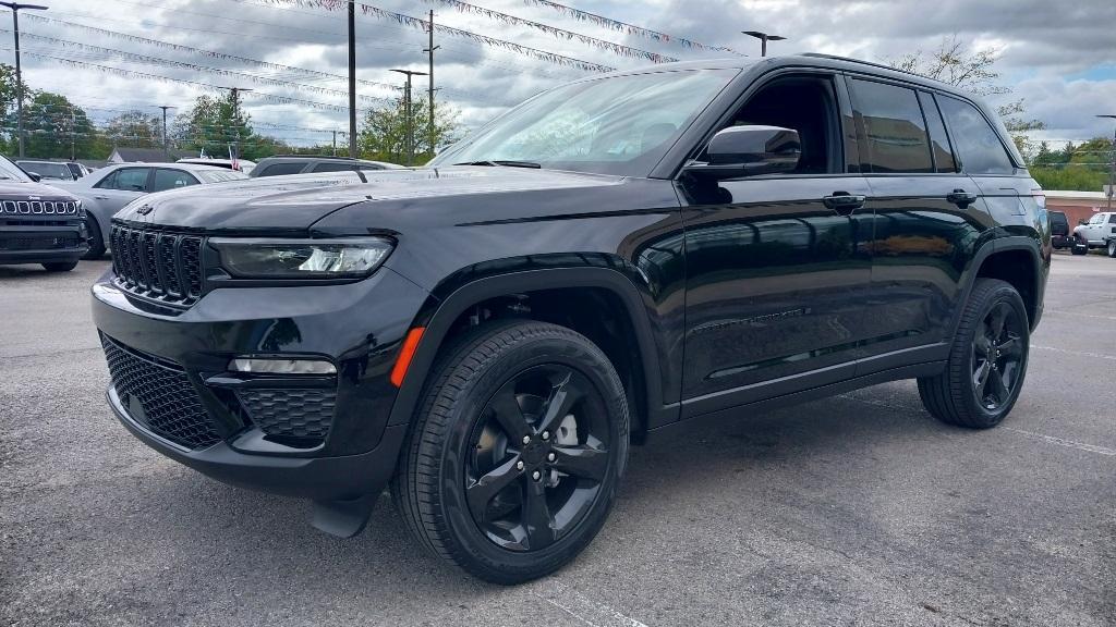 new 2025 Jeep Grand Cherokee L car, priced at $54,560