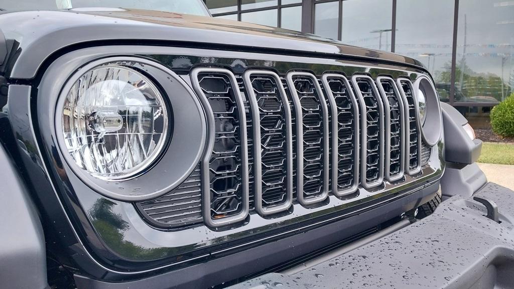 new 2025 Jeep Wrangler car, priced at $31,150