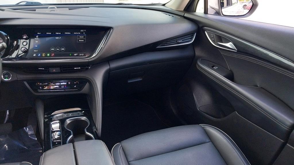 used 2023 Buick Envision car, priced at $23,388