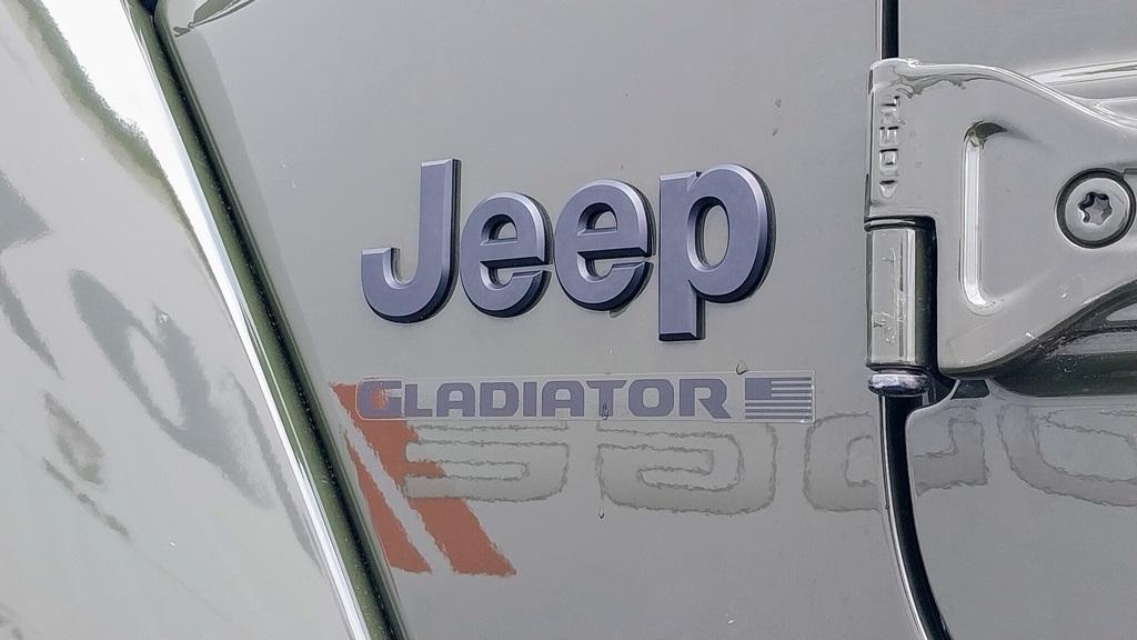 used 2023 Jeep Gladiator car, priced at $32,385