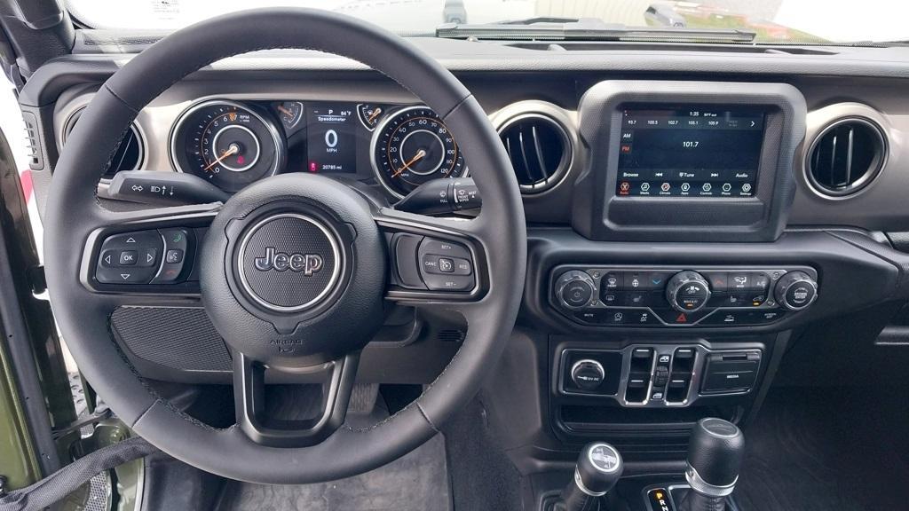 used 2023 Jeep Gladiator car, priced at $32,385