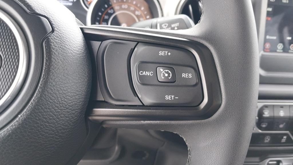 used 2023 Jeep Gladiator car, priced at $32,385