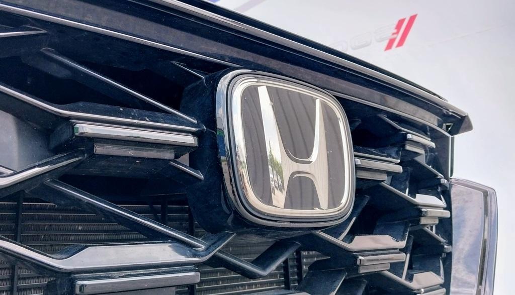 used 2023 Honda CR-V Hybrid car, priced at $31,995
