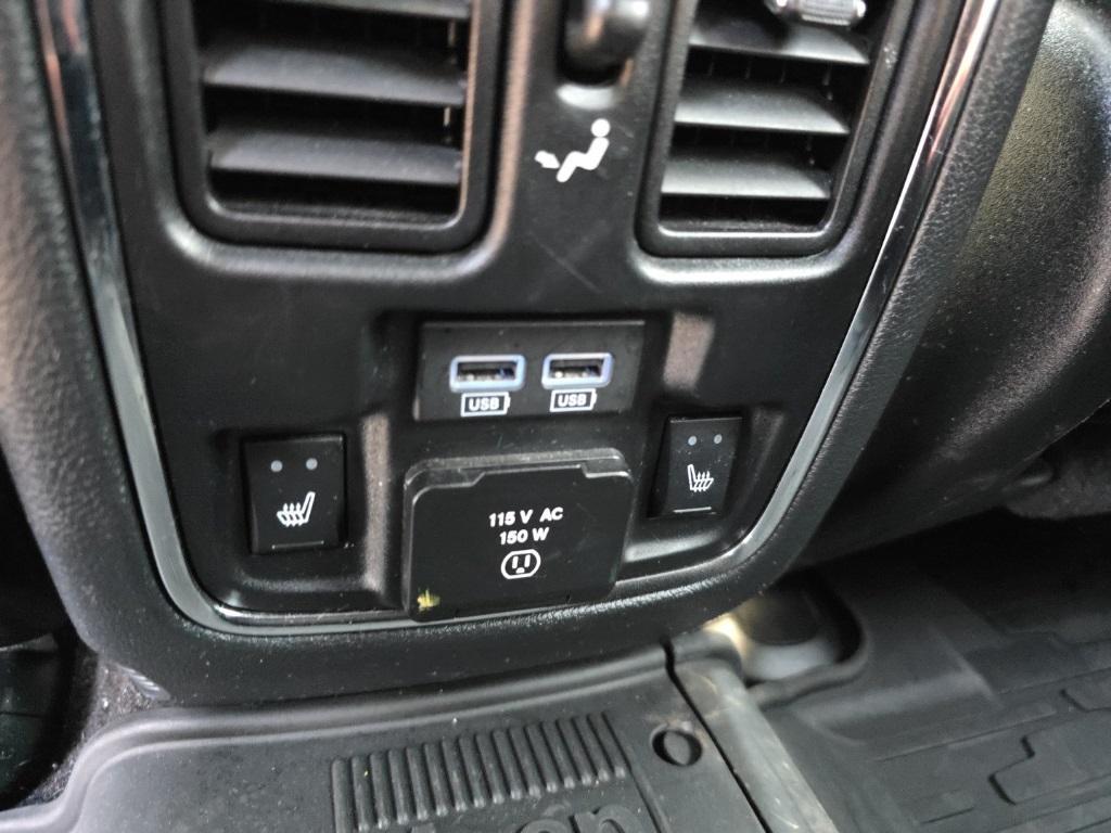 used 2017 Jeep Grand Cherokee car, priced at $16,899
