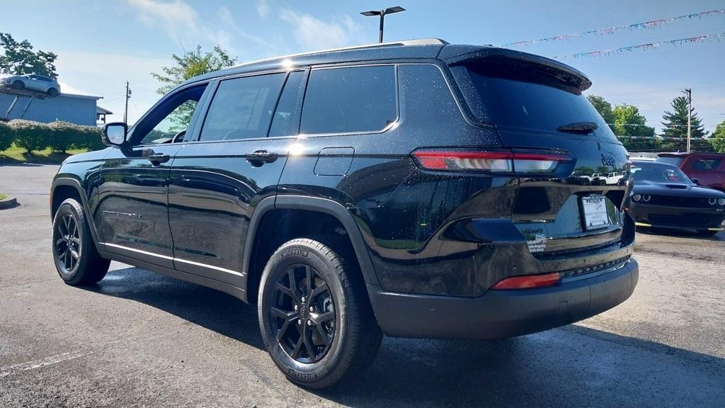 new 2025 Jeep Grand Cherokee L car, priced at $40,730