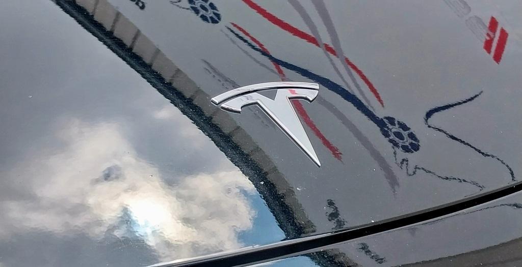 used 2022 Tesla Model 3 car, priced at $23,899