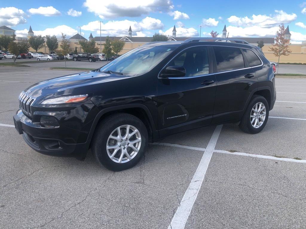 used 2016 Jeep Cherokee car, priced at $9,995