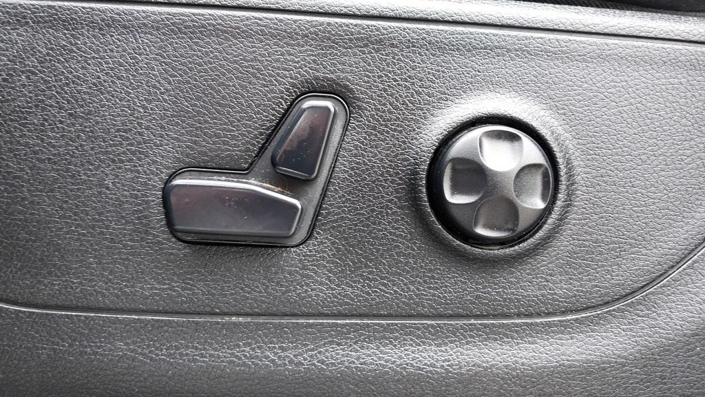 used 2020 Ram 1500 car, priced at $38,785
