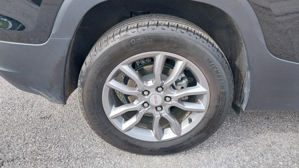 used 2024 GMC Terrain car, priced at $25,987