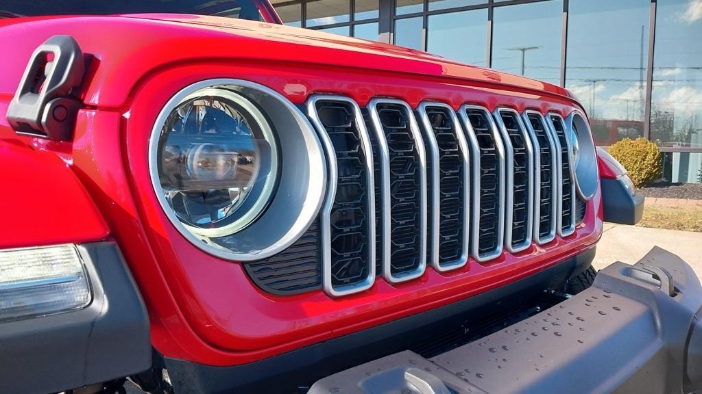 new 2025 Jeep Wrangler car, priced at $47,025