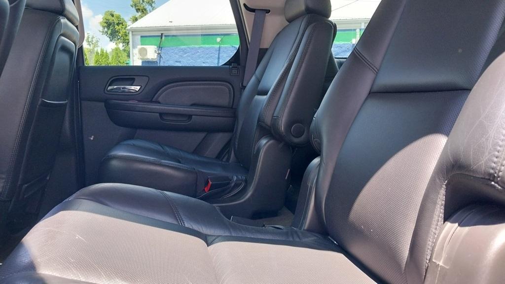 used 2009 Cadillac Escalade car, priced at $13,553