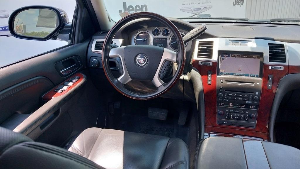used 2009 Cadillac Escalade car, priced at $13,553
