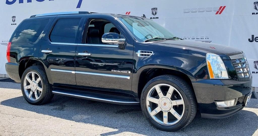 used 2009 Cadillac Escalade car, priced at $13,553